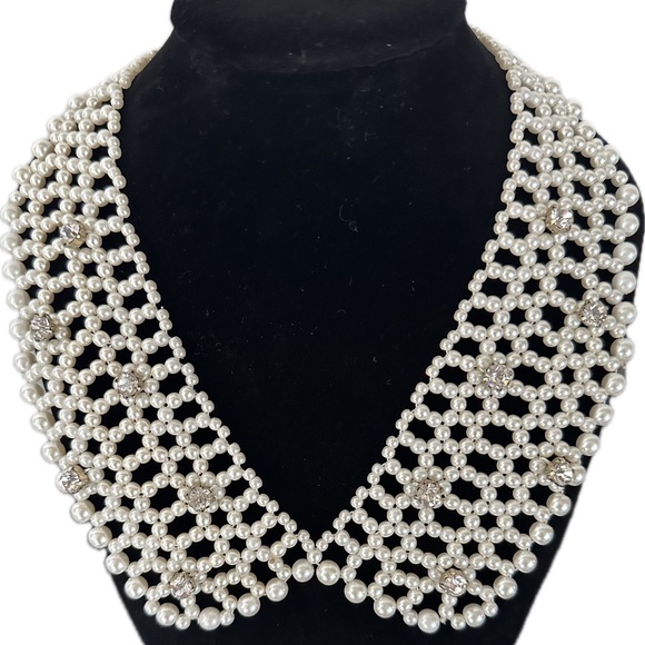 PEARL & RHINESTONE COLLAR NECKLACE - Picture 1 of 3